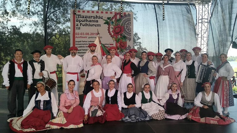 Ikusgarri dantza taldea - Polonia Ikusgarri dantza taldea - Polonia