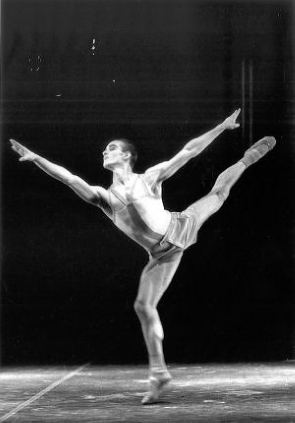 Ion Garnika 1990