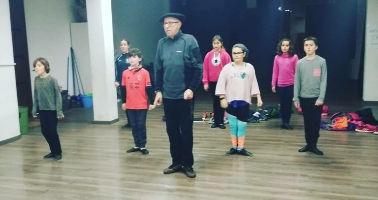 Jesus Mari Garate dantzan-irakasten 2018