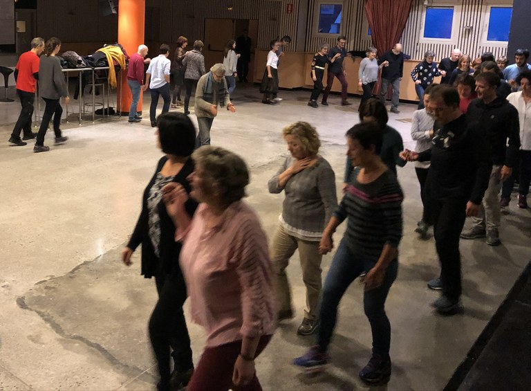 Joan Frances Tisner dantzaldia