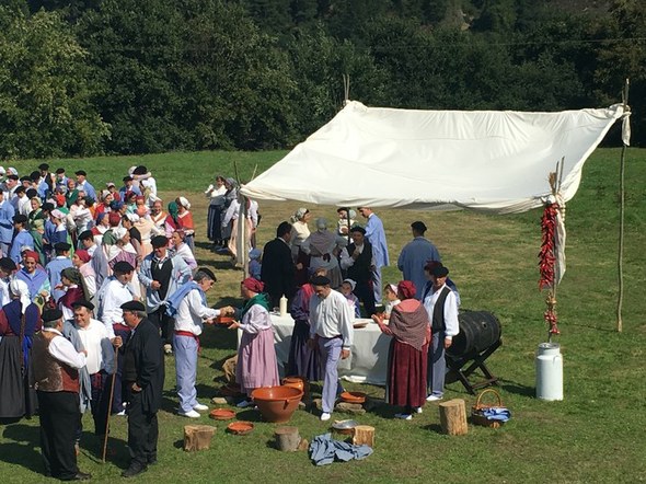 Jose Arrue margolariaren Erromeria koadroaren haragiztatzea3