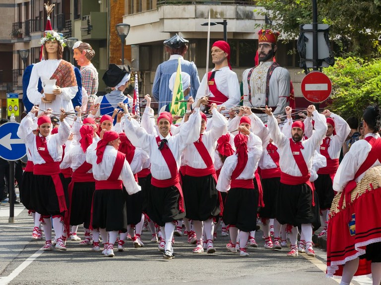 Joseba Juarez - Igartza 2014 ezpata-dantza 02 Joseba Juarez - Igartza 2014 ezpata-dantza 02