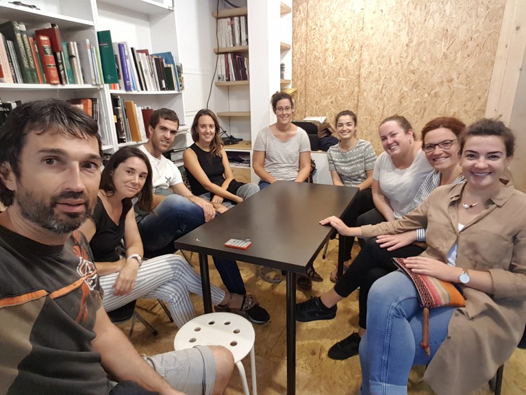 Kezka dantza taldea bileran