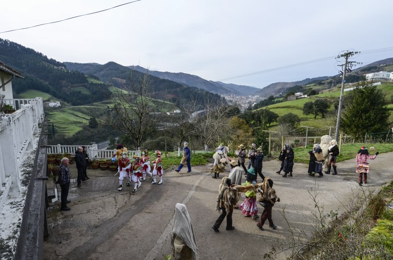 Koko-dantzak 2016 Barrundi - Jose ugarteburu 01