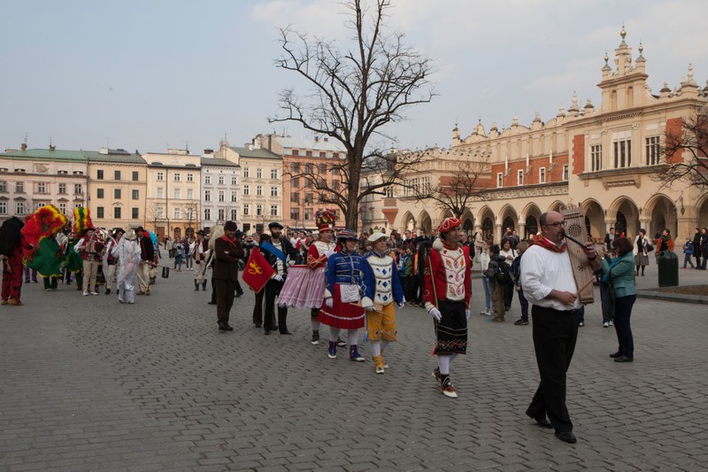 Krakovia 2014 Kezka Merkatu plazan kalejira