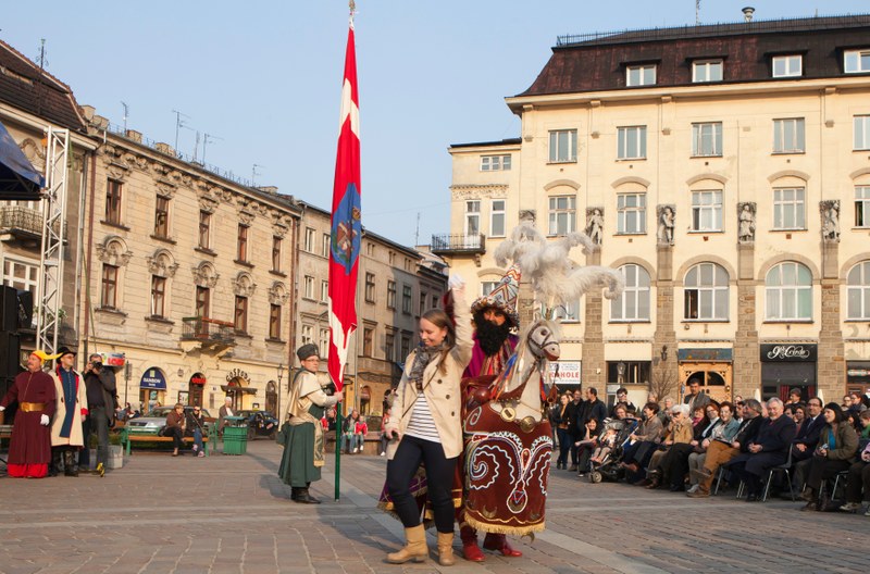 Krakovia 2014 Lajkonika, banderaria eta Daria