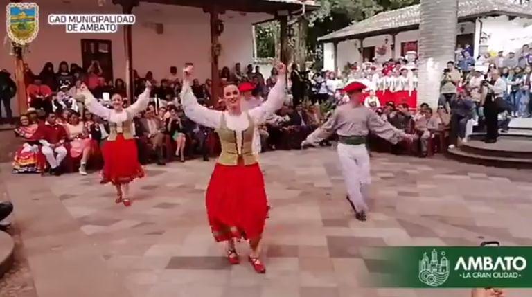 Kresala dantza taldea Ekuadorren Ambaton