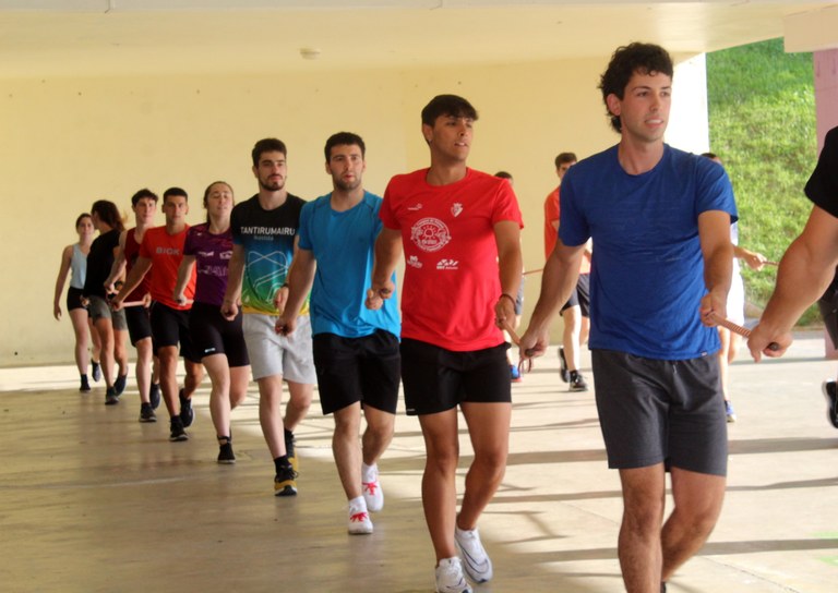 Lesaka ezpata-dantza entsegua