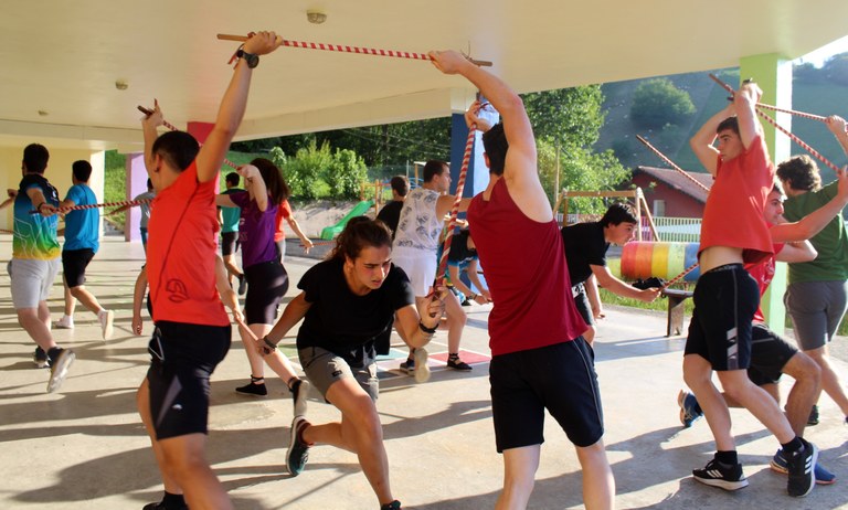 Lesaka ezpata-dantza entsegua