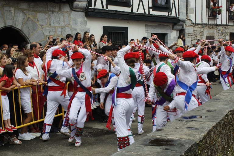 Lesaka: San Fermin 2019 Ezpata-dantza