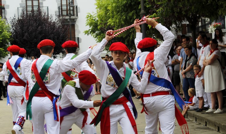 Lesaka: San Fermin 2019 Ezpata-dantza