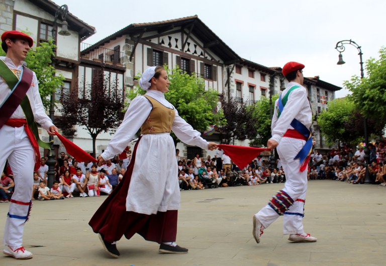 Lesaka: San Fermin 2019 Ezpata-dantza