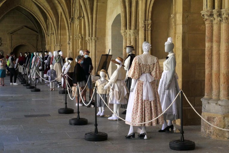 Maritzuli euskal jantziak