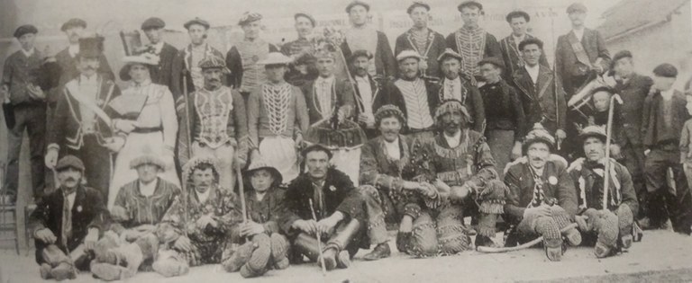 Maskaradak Larraine 1909