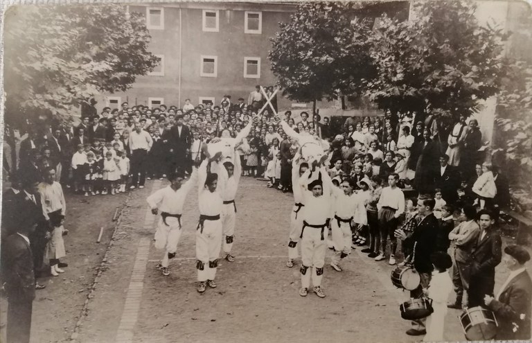 Mendaro 1931 aurreskua