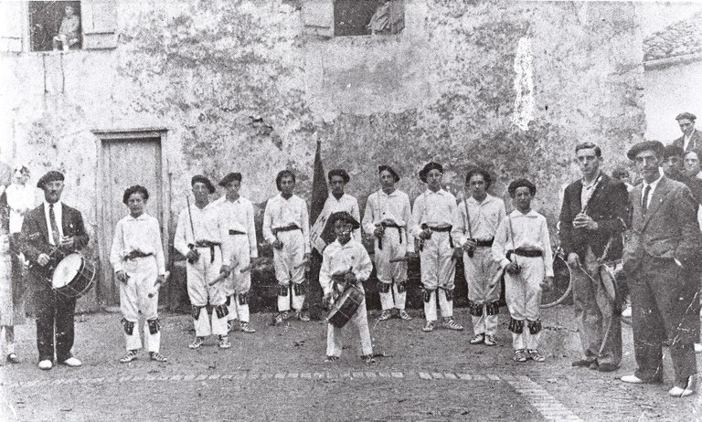 Mendaro 1931 ezpata-dantzariak