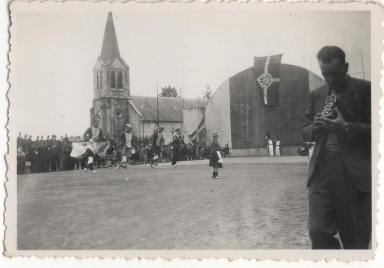 Milafranga 1944 Euskal dantzak 01