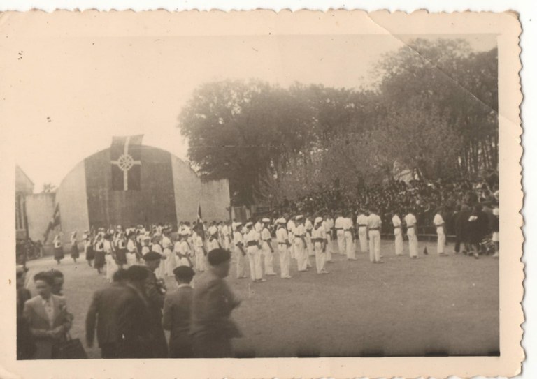 Milafranga 1944 Euskal dantzak 16