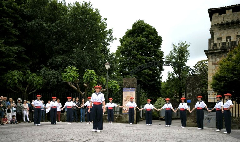 Mungia: Santos soka-dantza 2025