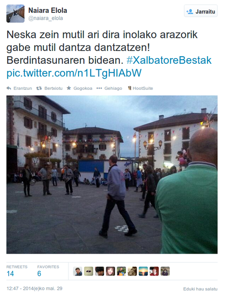 Naiara Elola twitter mutil-dantzak Iruritan 2014-05-29. Iruritako Xalbatore festak. Emakumeak mutil-dantzetan.