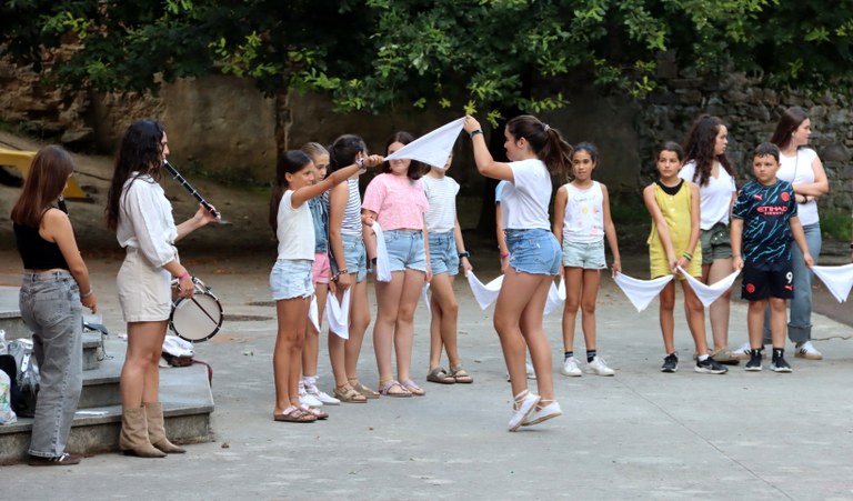 Ordizia haurren aurreskua