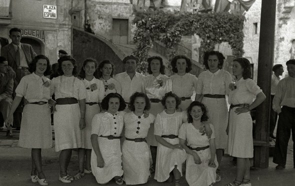 Orio 1942 emakumeen aurreskua 011 Orio 1942 emakumeen aurreskua 011