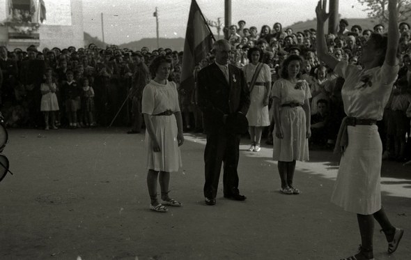 Orio 1942 emakumeen aurreskua 017 Orio 1942 emakumeen aurreskua 017