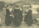 Otsagabia 1900 inguruan emakumeak korroan