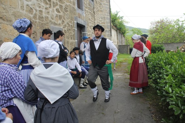 Otxomaioak, entradillak