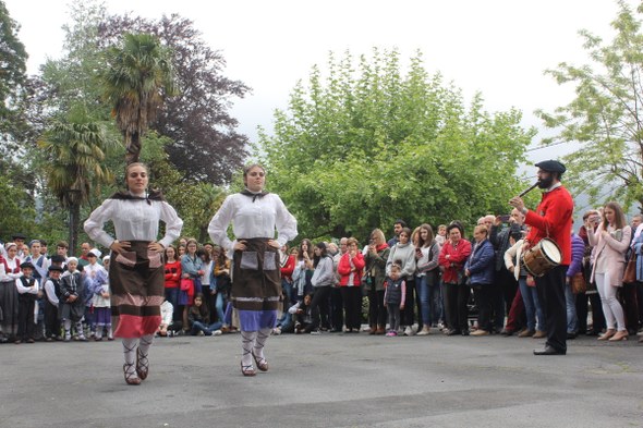 Otxomaioak, entradillak