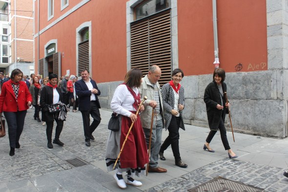 Otxomaioak, entradillak