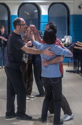 Sabin Bikandi Sabin  Bikandi, Dantzaldi ibiltaria