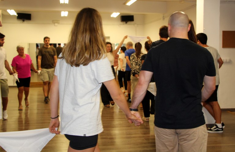 Santanazaleen esku-dantzako entsegua