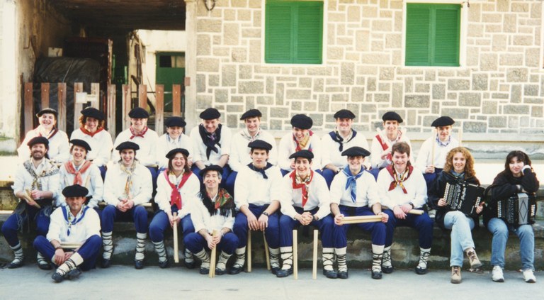 Talai-dantzariak Talai-dantzariak