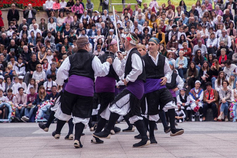 Tausteko dancea Tausteko dancea