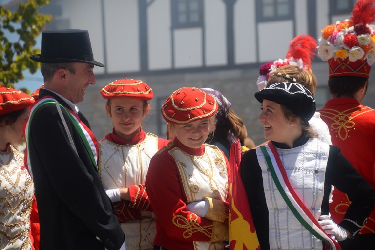 Urdiñarbeko maskaradak