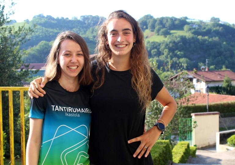 Uxue Mesa eta Iratxe Muxika