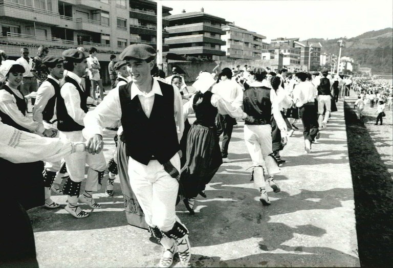 Zarautz Dantzari Eguna