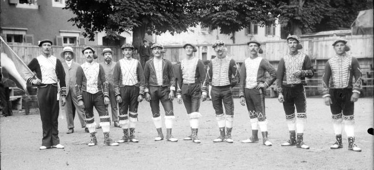 Zuberoa 1925 dantzariak