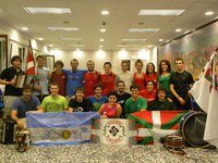 Itxartu dantza taldea Argentinako Euskal Astean dago egunotan Itxartu dantza taldea Argentinako Euskal Astean dago egunotan