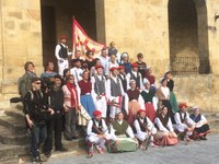 Iurretako dantzariek Humboldten inguruko dokumental batean hartu dute parte Iurretako dantzariek Humboldten inguruko dokumental batean hartu dute parte