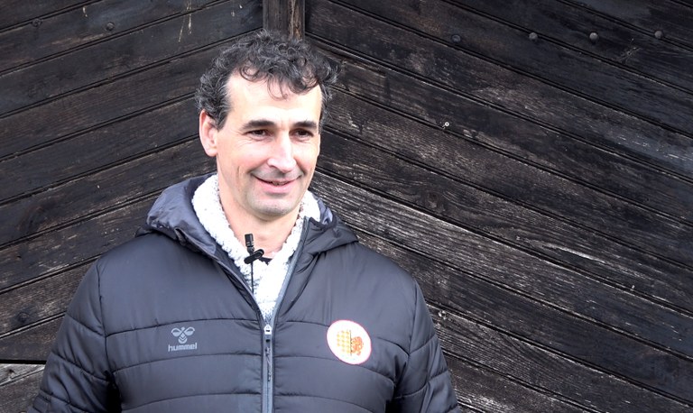 Joimo Aranzet: "Aitona dantzaria zen, ni ere aritu naiz eta orain semea eta alaba dabiltza"