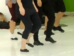 Dantza tradizionaleko zenbait ikastaro han eta hemen