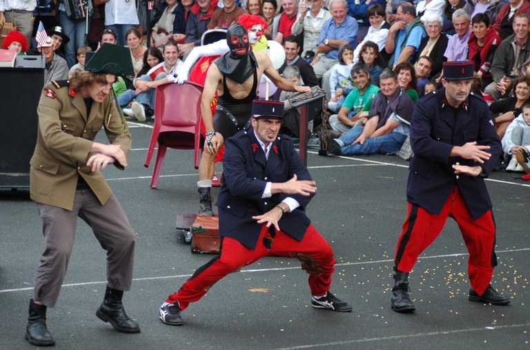 Kabalkada-toberen loratzea