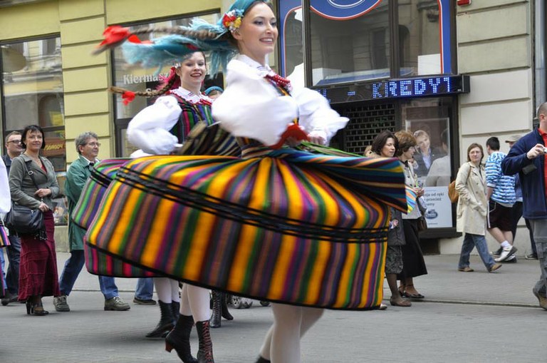 Lauarin Nazioarteko Folklore Jaialdia Donostian