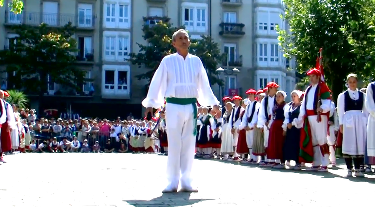 Luis Etxaburu "Latxanbre", Ondarroako dantzari handia hil da