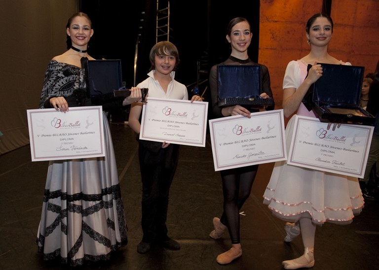 Maider Gonzalezek irabazi zuen Bilbo Hiria dantzari gazteen 5. lehiaketa