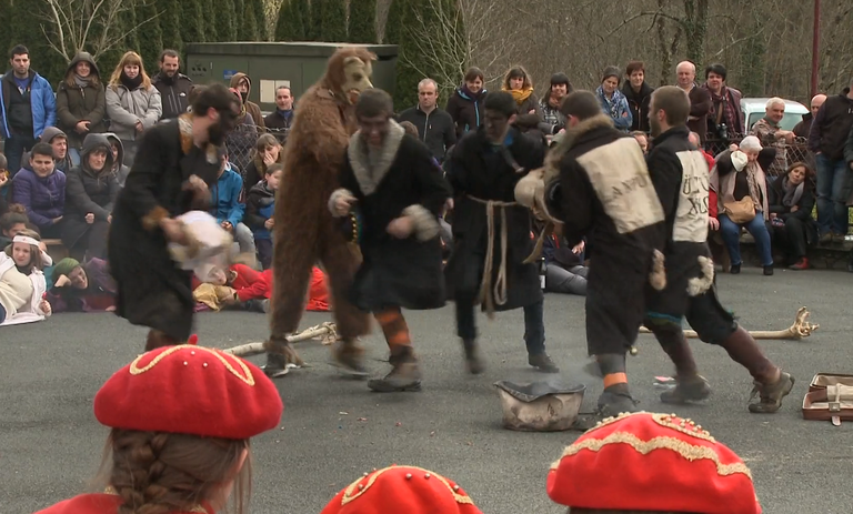 “Mendi maskaratua” dokumentala Madrilen aurkeztuko da gaur