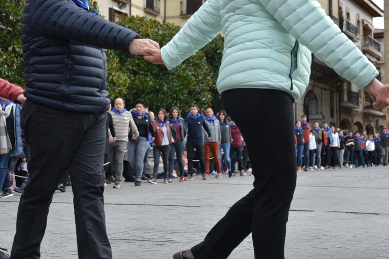 Pandemiak etendako urteurrena berrartu du Oñatzek Pandemiak etendako urteurrena berrartu du Oñatzek