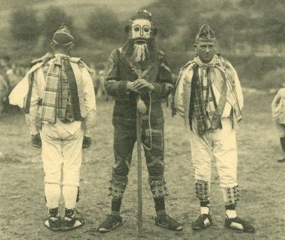 Otsagabiko atzoko dantzariak